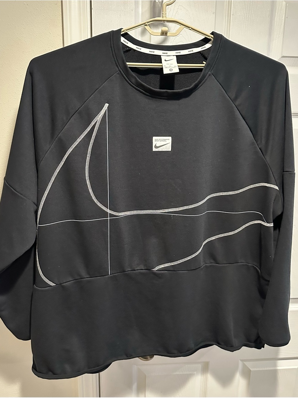 Nike Men’s Dri-FIT Crewneck Fitness Top in Black 4XL